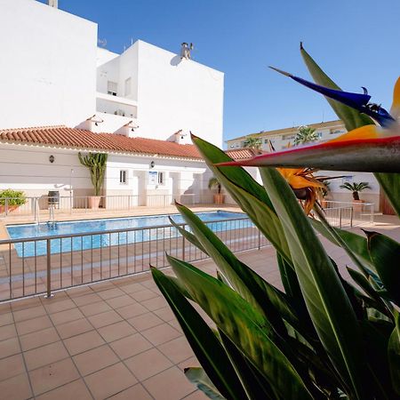 Hotel Apartamentos Loto Conil Conil De La Frontera Εξωτερικό φωτογραφία