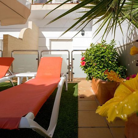 Hotel Apartamentos Loto Conil Conil De La Frontera Εξωτερικό φωτογραφία
