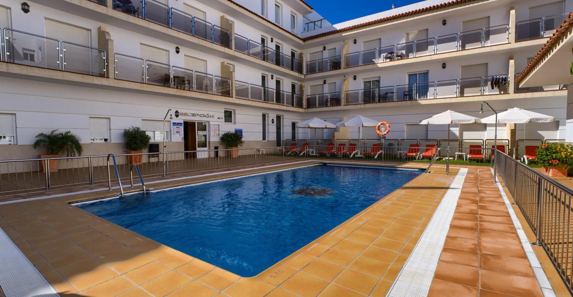 Hotel Apartamentos Loto Conil Conil De La Frontera Εξωτερικό φωτογραφία