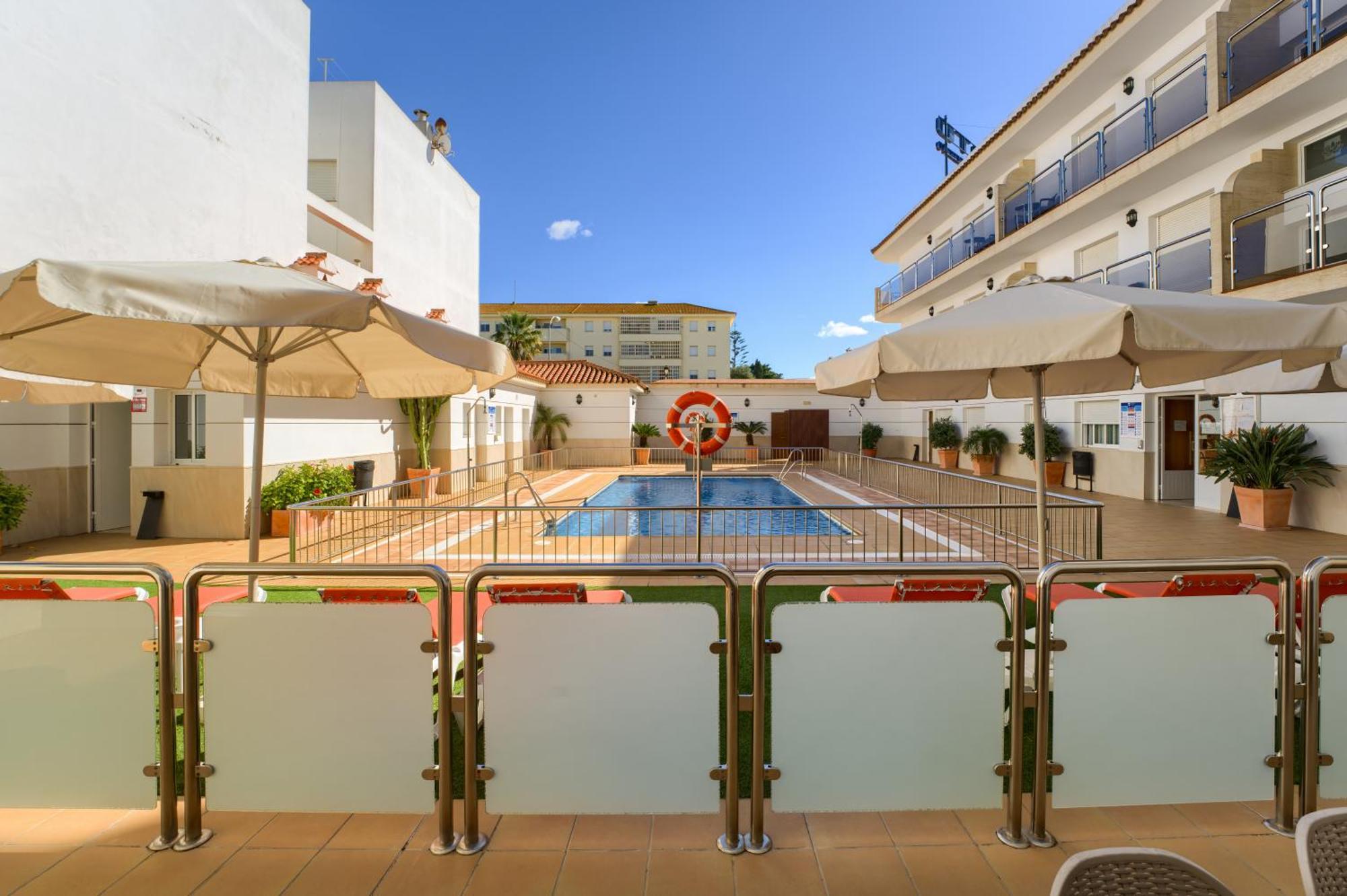 Hotel Apartamentos Loto Conil Conil De La Frontera Εξωτερικό φωτογραφία
