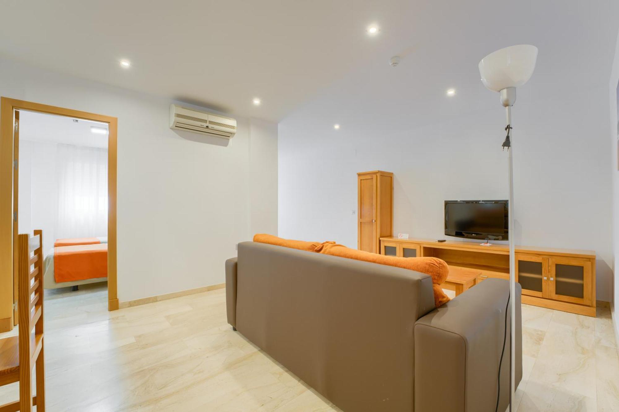 Hotel Apartamentos Loto Conil Conil De La Frontera Εξωτερικό φωτογραφία