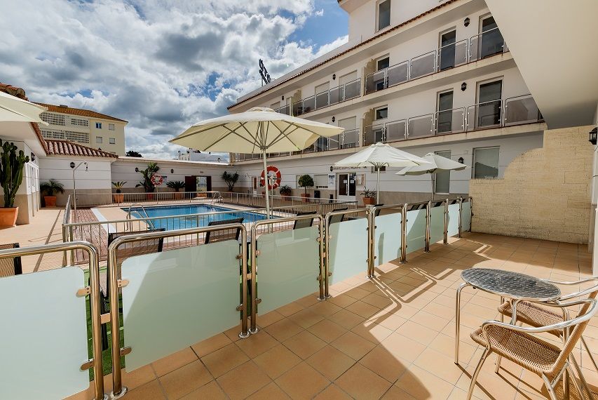 Hotel Apartamentos Loto Conil Conil De La Frontera Εξωτερικό φωτογραφία