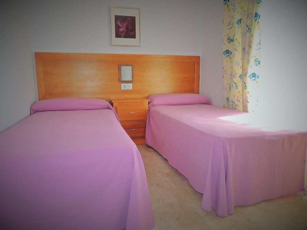 Hotel Apartamentos Loto Conil Conil De La Frontera Εξωτερικό φωτογραφία