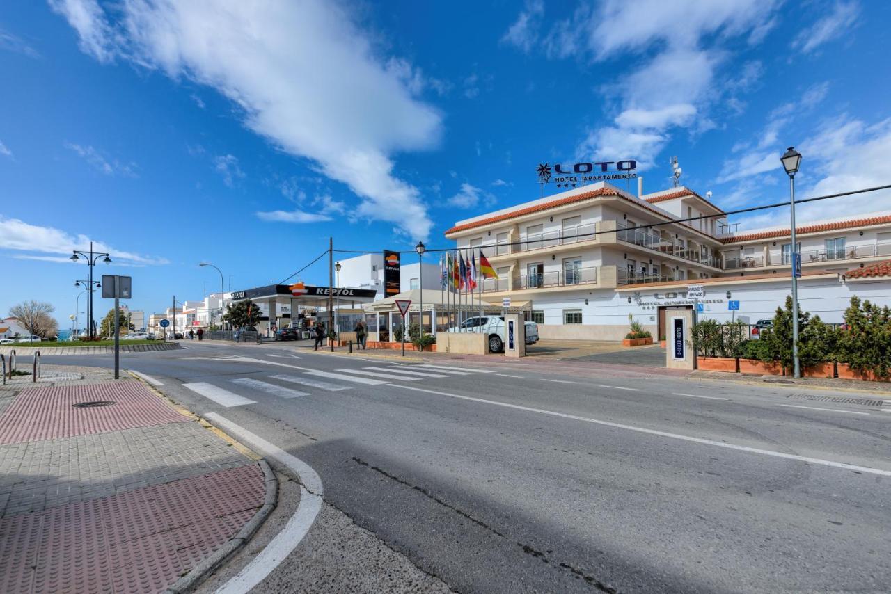 Hotel Apartamentos Loto Conil Conil De La Frontera Εξωτερικό φωτογραφία
